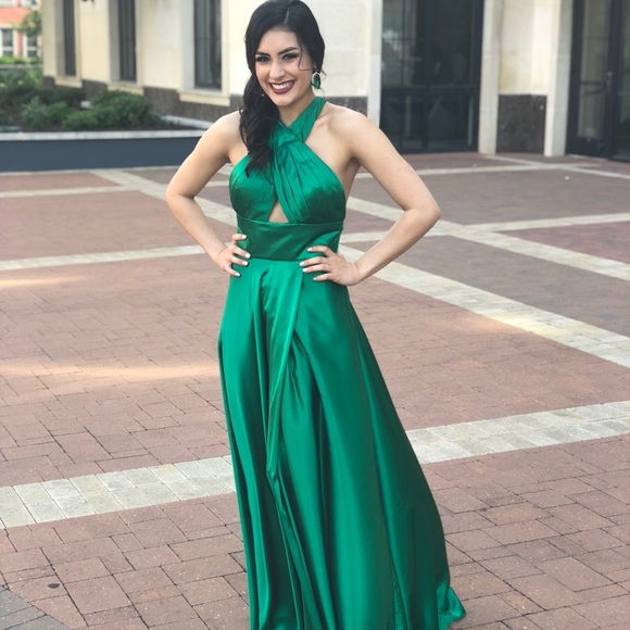 Emerald Green Formal Gown - Picture 3 of 7